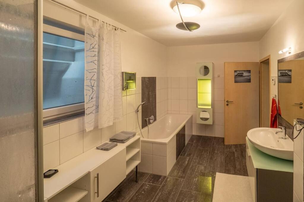 Wohnung Mit Talblick, Ladestation E-Auto Siegen Eksteriør billede